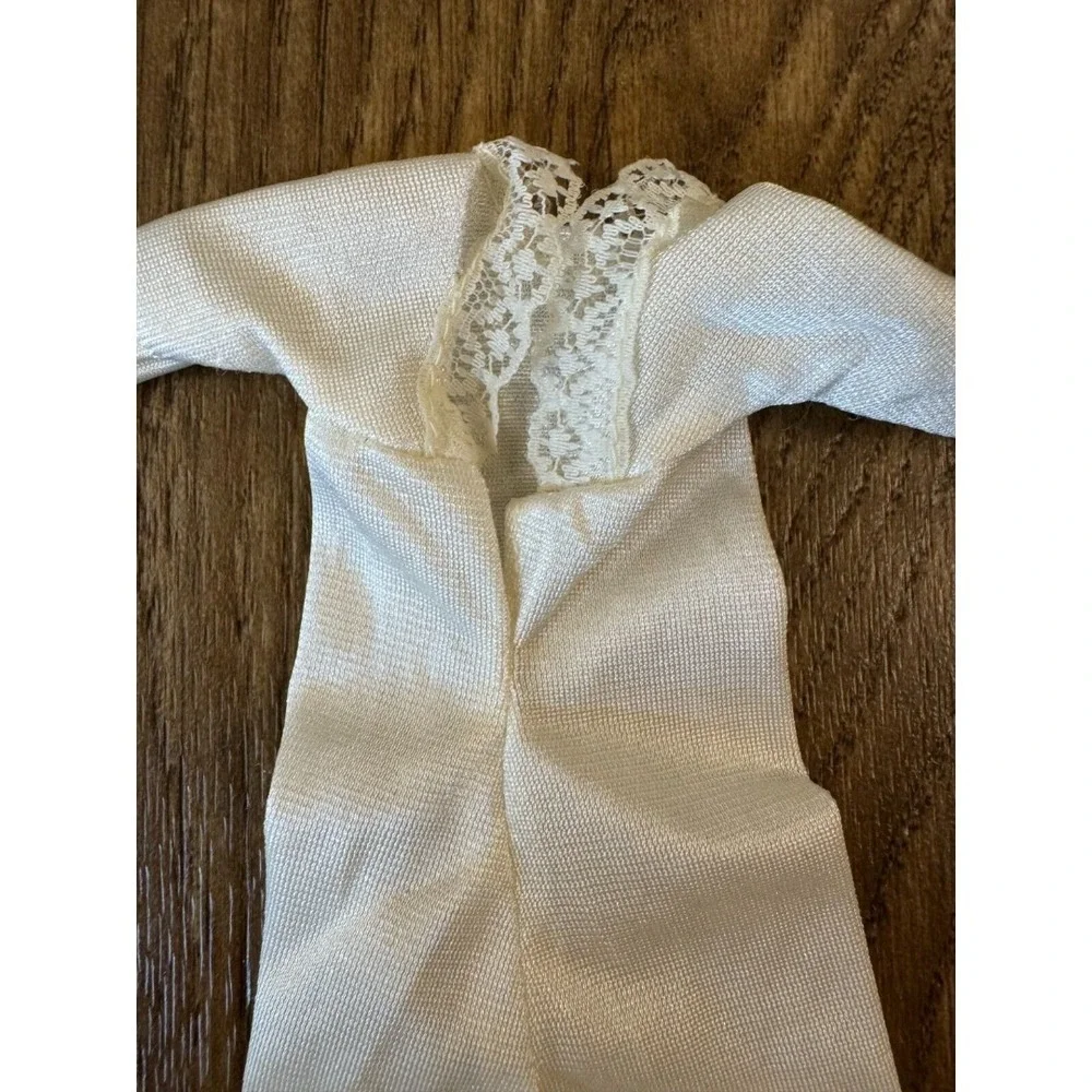 Vintage‎ 1981 Barbie Doll Designer Originals Fun N Fancy 3800 White Lace Dress